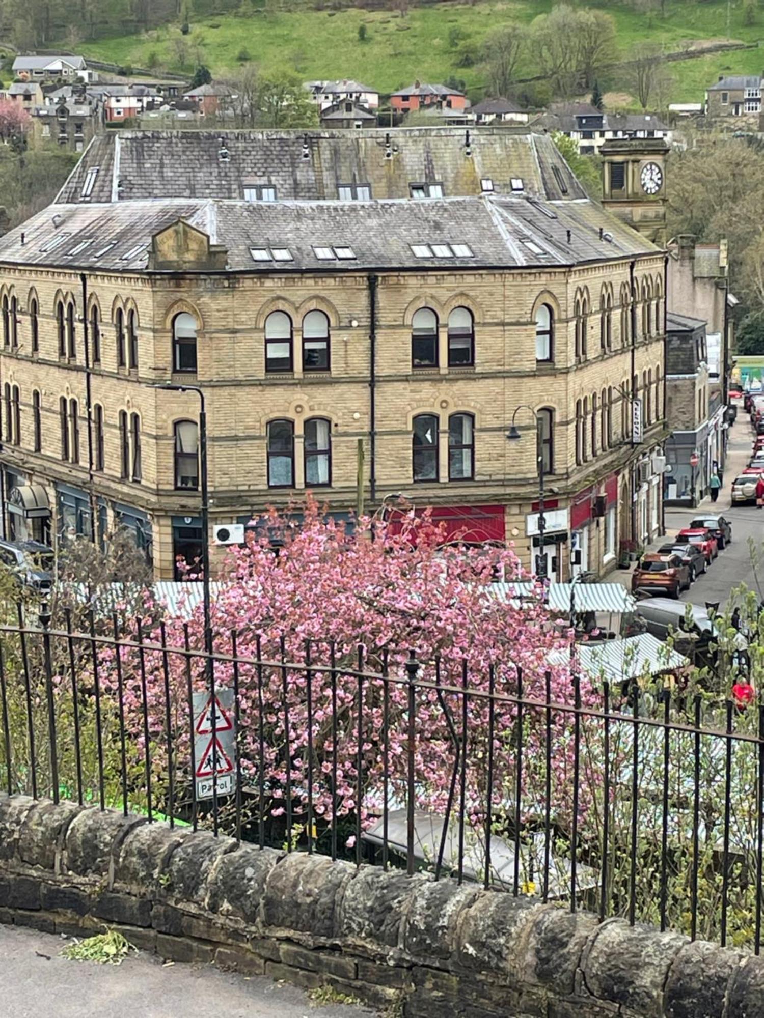 Stylish Apartment In The Centre Of Hebden Bridge. Exterior foto